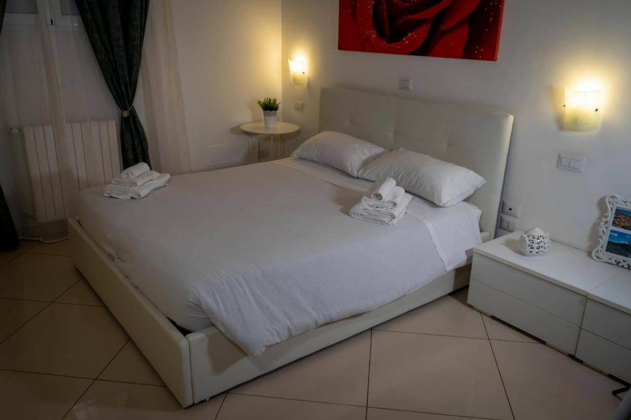 La Casa Di Thomas In Centro Apartment Matera Bagian luar foto