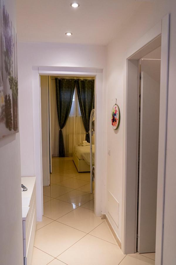 La Casa Di Thomas In Centro Apartment Matera Bagian luar foto