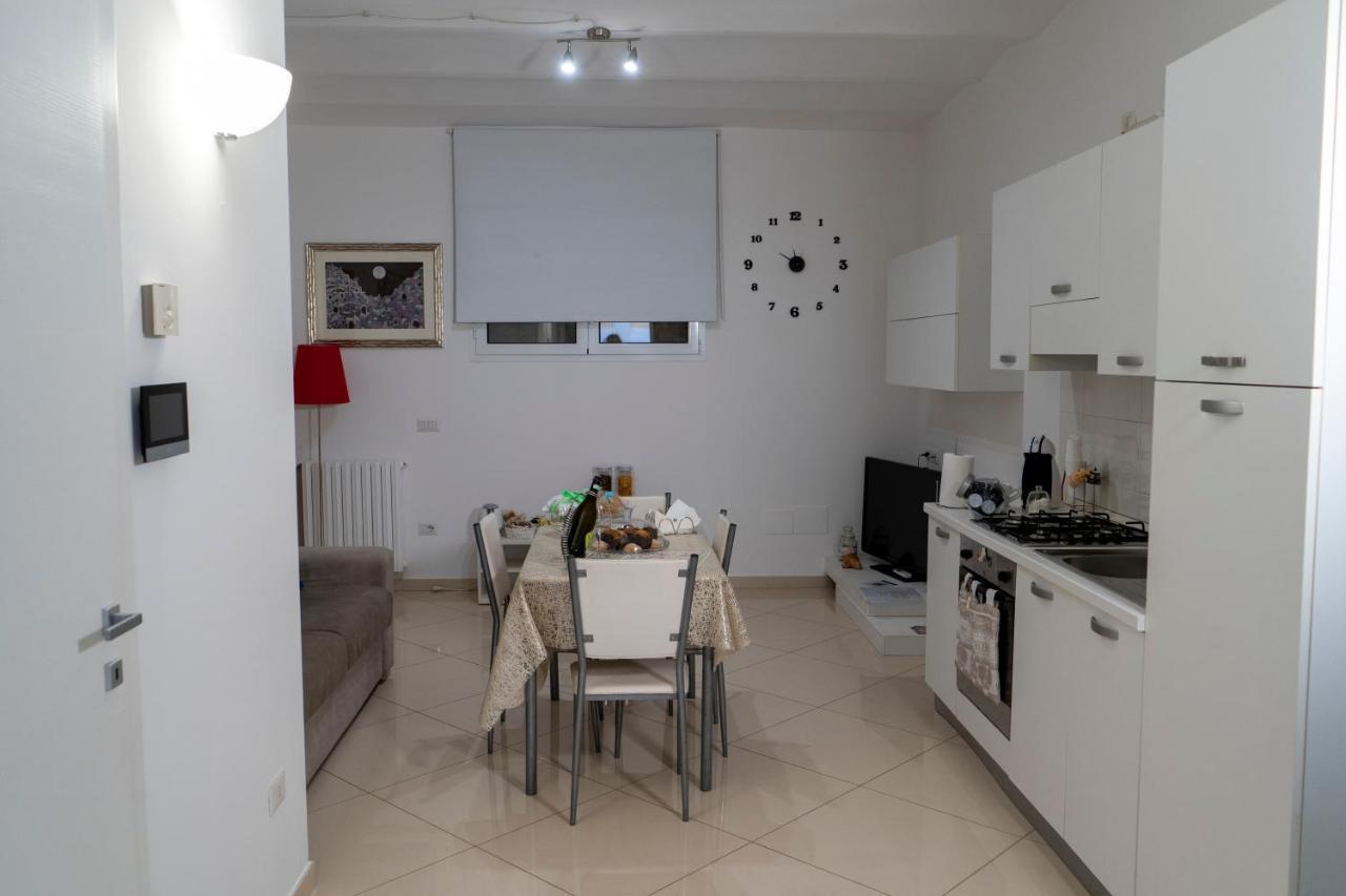 La Casa Di Thomas In Centro Apartment Matera Bagian luar foto